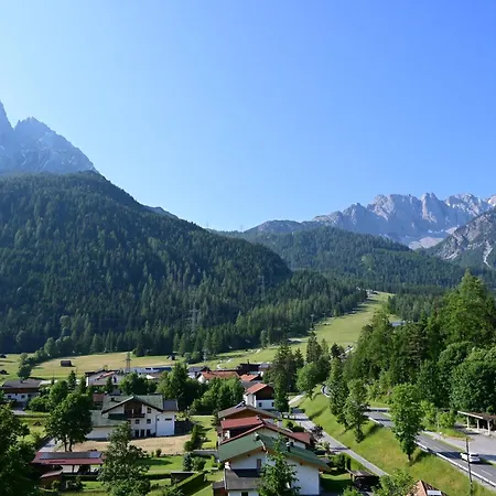 Das Alpspitz Guest house 3*