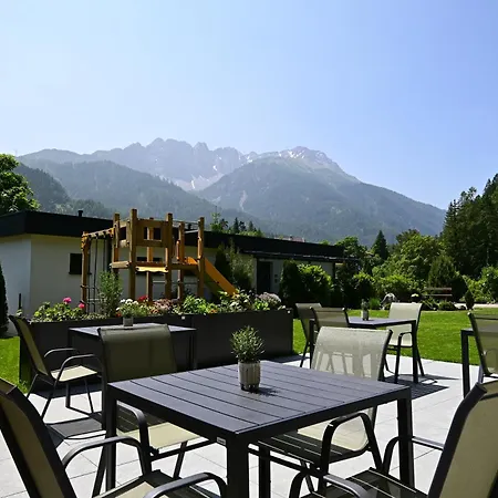 Guest house Das Alpspitz 3*